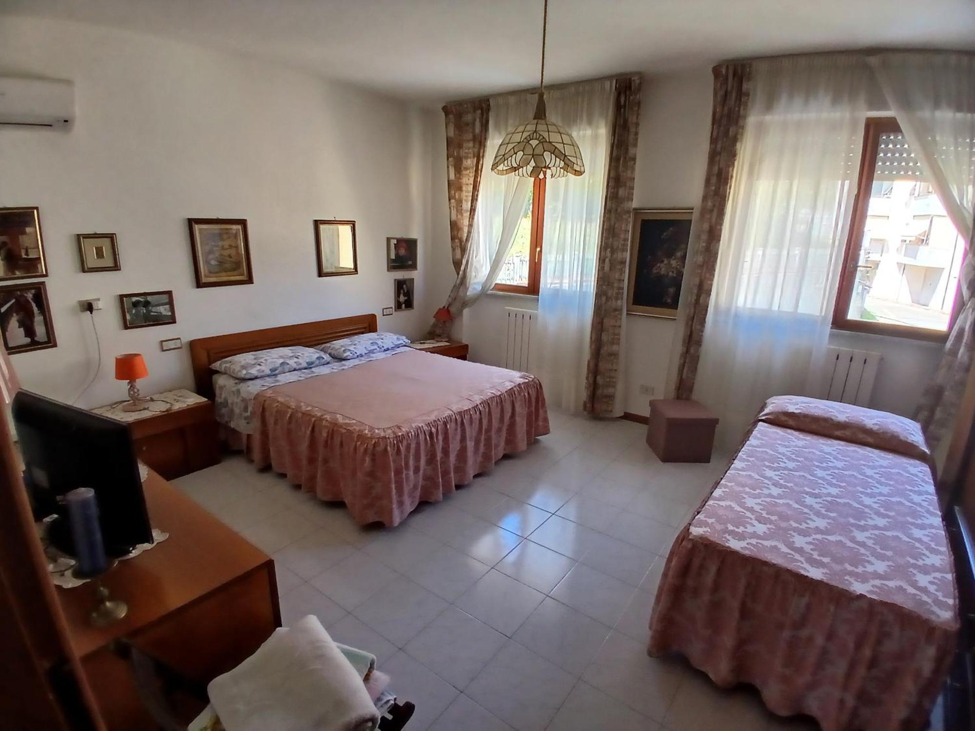 Il Melograno B&B With Private Bathrooms Aulla Ngoại thất bức ảnh